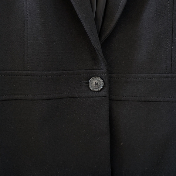 Talbots Fabric Knit In Italy Ponte Knit Blazer Black 10P Lines Business Wear - Picture 5 of 6